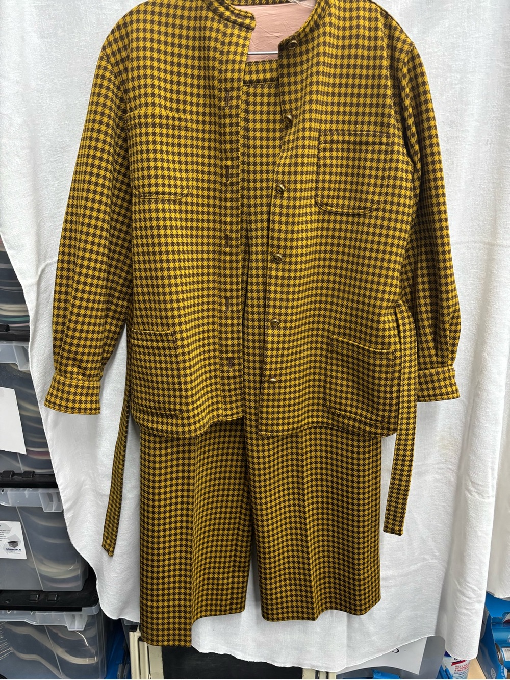 Yellow & Black Houndstooth Set - Button-Front pants Set